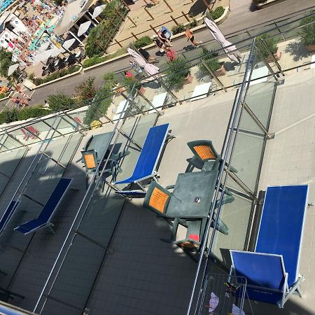 Hotel Excelsior Cattolica Ngoại thất bức ảnh