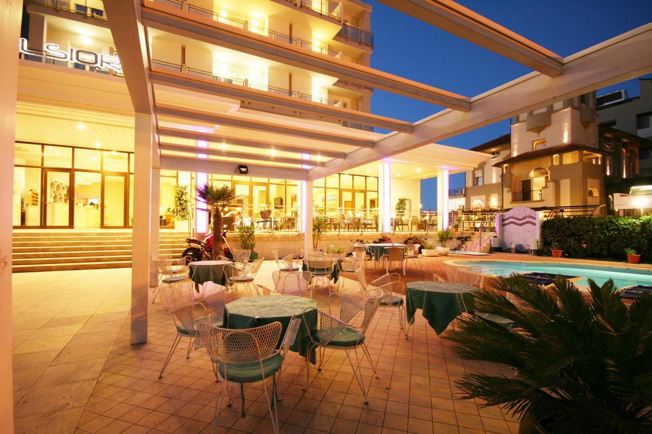 Hotel Excelsior Cattolica Ngoại thất bức ảnh