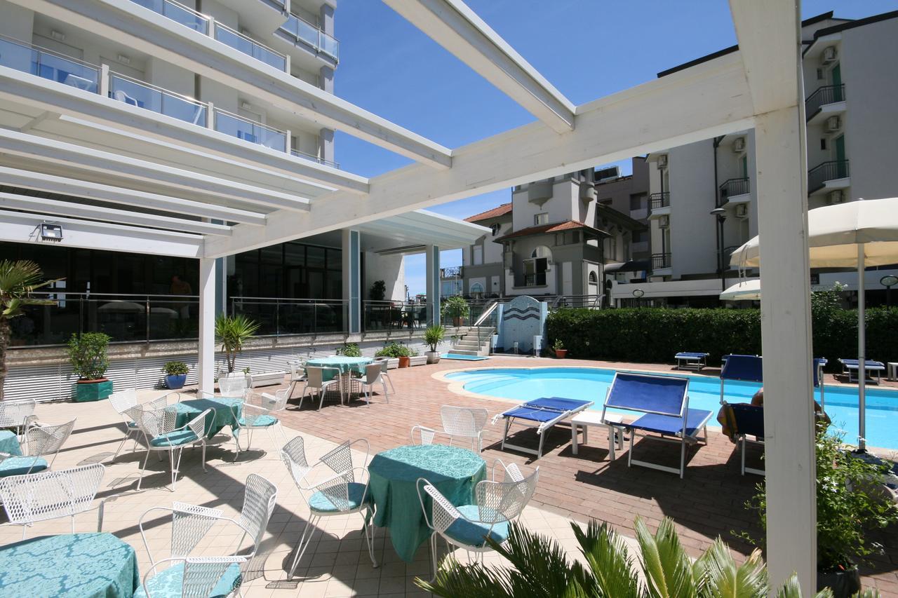 Hotel Excelsior Cattolica Ngoại thất bức ảnh