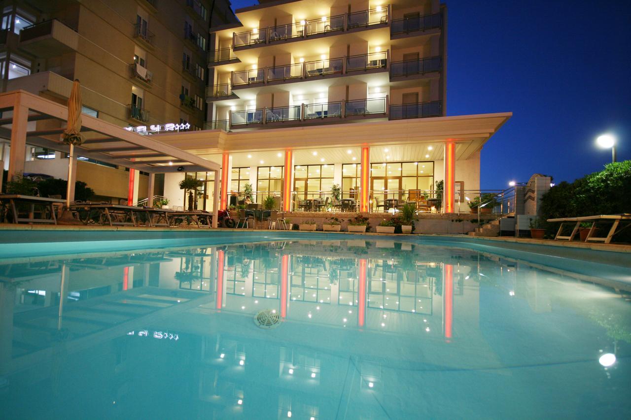 Hotel Excelsior Cattolica Ngoại thất bức ảnh